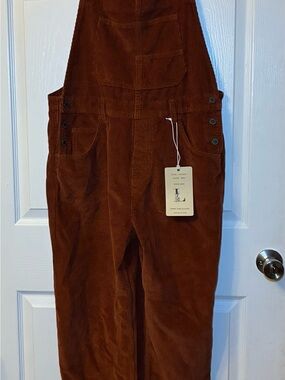 Lana Roux L
Womens Relaxed Fit Corduroy/Jean Oversize Boyfriend Denim Overalls